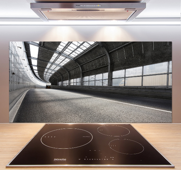 Pannello paraschizzi cucina con stampa raffigurante una strada in galleria