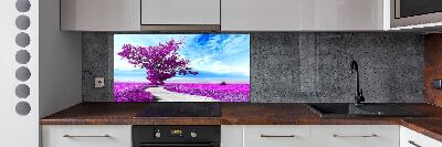 Rivestimento parete cucina con motivo alberi e sentiero