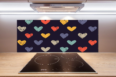 Rivestimento parete cucina con motivo di cuori colorati