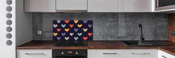 Rivestimento parete cucina con motivo di cuori colorati