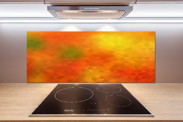 Rivestimento parete cucina con motivo a triangoli astratti