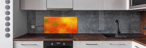 Rivestimento parete cucina con motivo a triangoli astratti