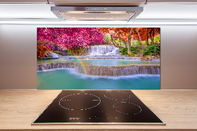 Rivestimento parete cucina con motivo «Cascata nella foresta»