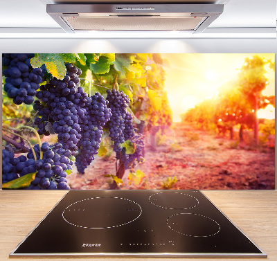 Rivestimento parete cucina con viti per montaggio