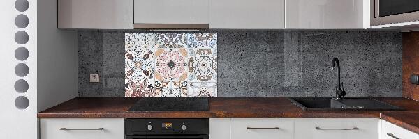 Rivestimento parete cucina in piastrelle di ceramica
