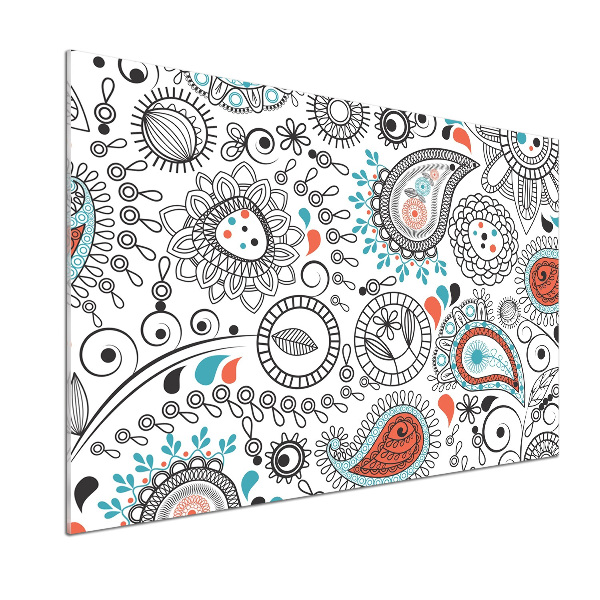 Rivestimento parete cucina con ornamenti decorativi