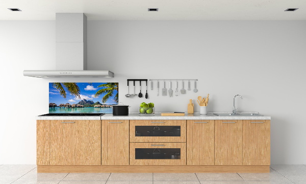 Rivestimento parete cucina con motivo di palme ispirato a Bora Bora