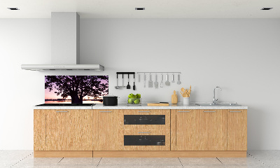 Rivestimento parete cucina con motivo albero e lago