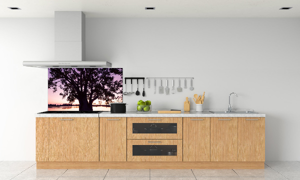 Rivestimento parete cucina con motivo albero e lago