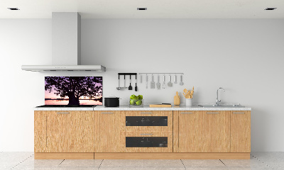 Rivestimento parete cucina con motivo albero e lago