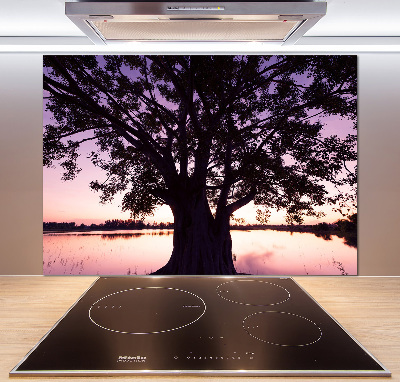 Rivestimento parete cucina con motivo albero e lago