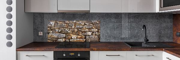 Rivestimento parete cucina con effetto muro di pietra