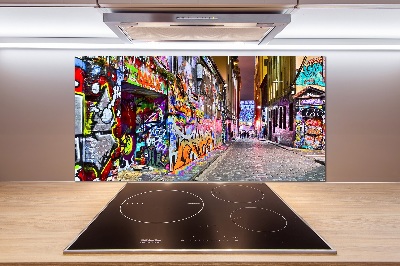 Rivestimento parete cucina con decorazione a graffiti colorati