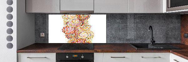 Pannello retrocucina con ornamenti decorativi