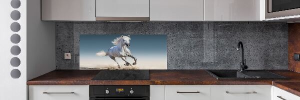 Rivestimento parete cucina con decorazione raffigurante un cavallo bianco al galoppo