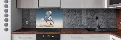 Rivestimento parete cucina con decorazione raffigurante un cavallo bianco al galoppo