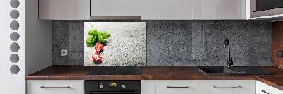 Pannello retrocucina con motivo di pomodori e basilico