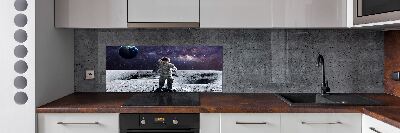 Rivestimento parete cucina con stampa a tema astronauta