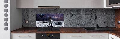 Rivestimento parete cucina con stampa a tema astronauta