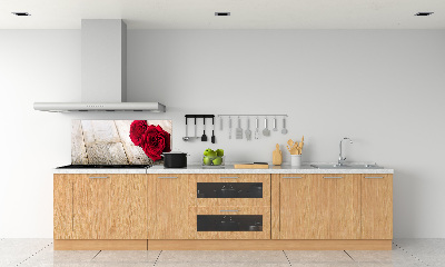 Pannello retrocucina con motivo di rose su sfondo effetto legno