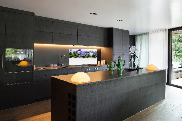 Pannello retrocucina con motivo di fiori blu