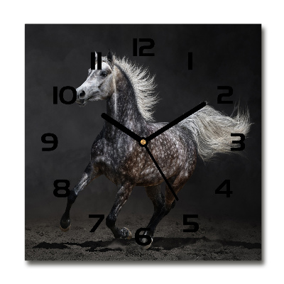 Orologio quadrato con decorazione raffigurante un cavallo arabo grigio
