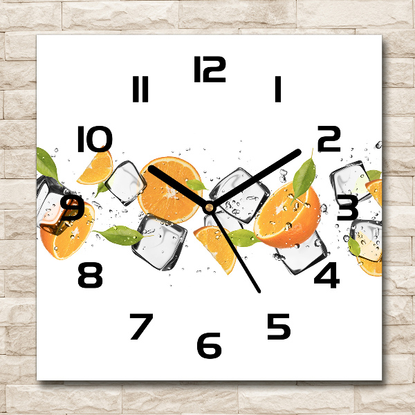 Orologio da parete quadrato con motivo di arance su sfondo con ghiaccio