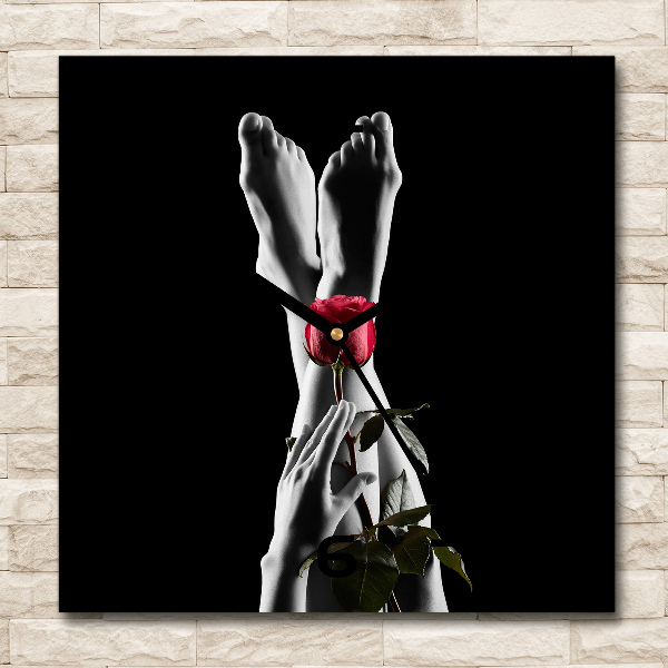 Orologio da parete quadrato con quadrante rosa e supporti