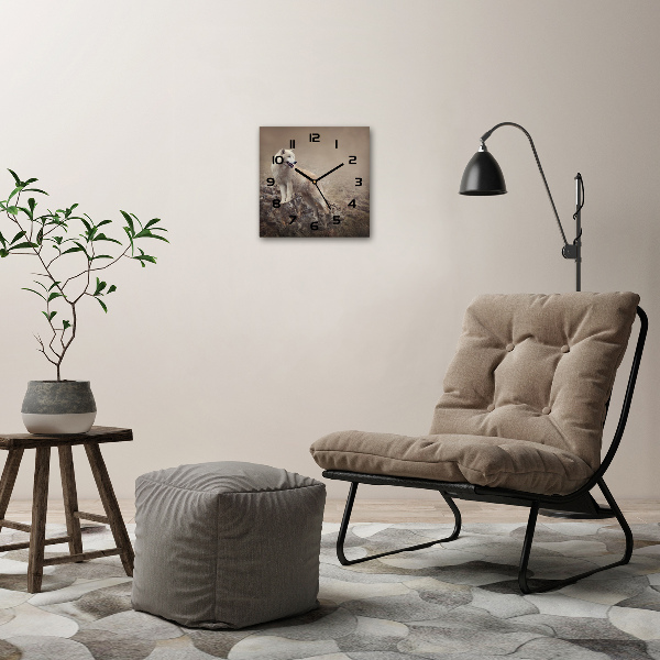 Orologio da parete quadrato con decorazione raffigurante un lupo bianco su una roccia