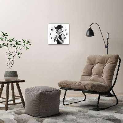 Orologio quadrato da donna con cinturino in pelle e quadrante con dettagli grafici e vetro antigraffio