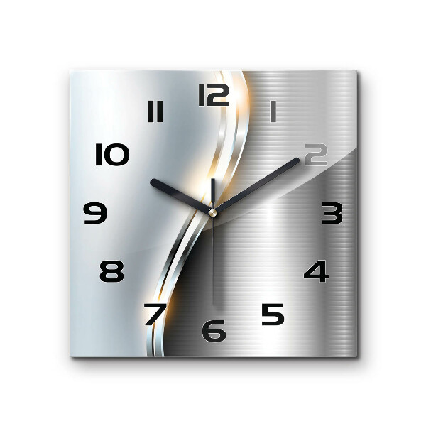 Orologio quadrato con quadrante d'ispirazione metallica