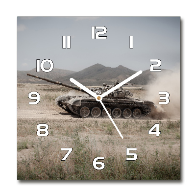 Orologio quadrato con quadrante decorato con un carro armato nel deserto