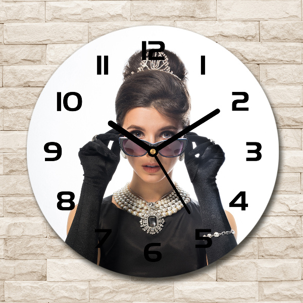 Orologio rotondo da donna con cinturino e quadrante che ricordano occhiali