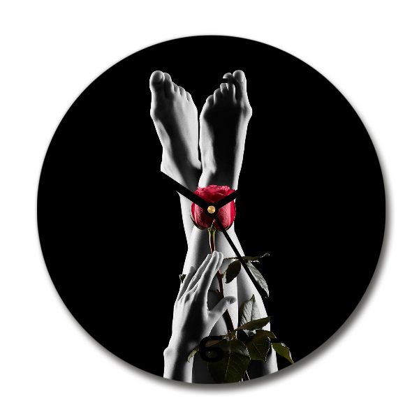 Orologio da parete rotondo con quadrante rosa e con piedini di supporto