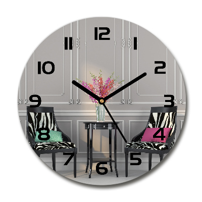 Orologio rotondo con due sedie abbinate