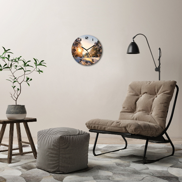 Orologio rotondo in vetro con stampa raffigurante una strada nella foresta in inverno