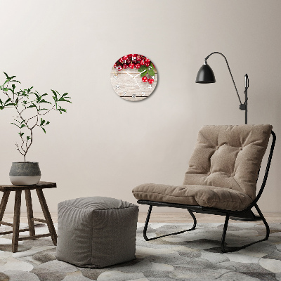 Orologio rotondo con decorazione di ciliegie su sfondo in legno