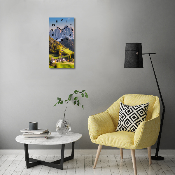 Orologio rettangolare con il motivo di una città di montagna