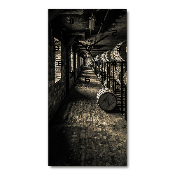 Orologio verticale in vetro con motivo a botti di bourbon