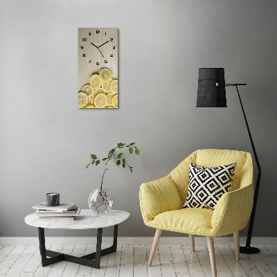 Orologio verticale in vetro con motivo di limoni su sfondo effetto legno