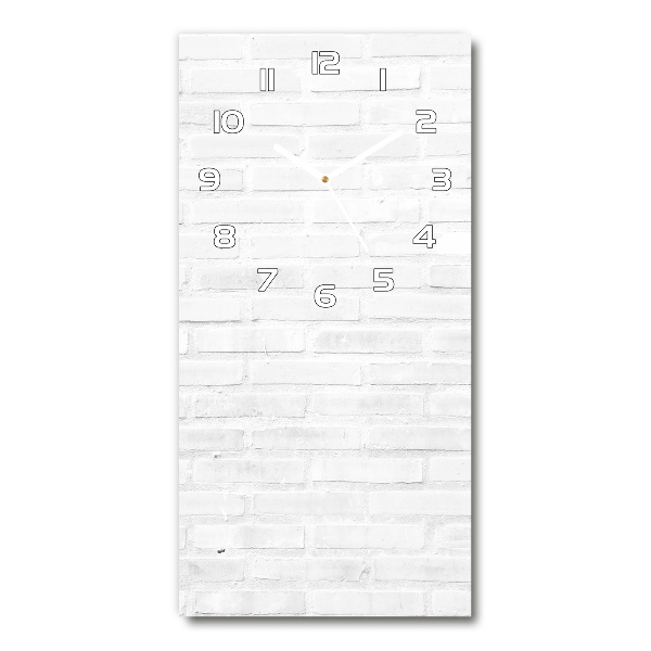 Orologio verticale con quadrante a motivo di muro di mattoni