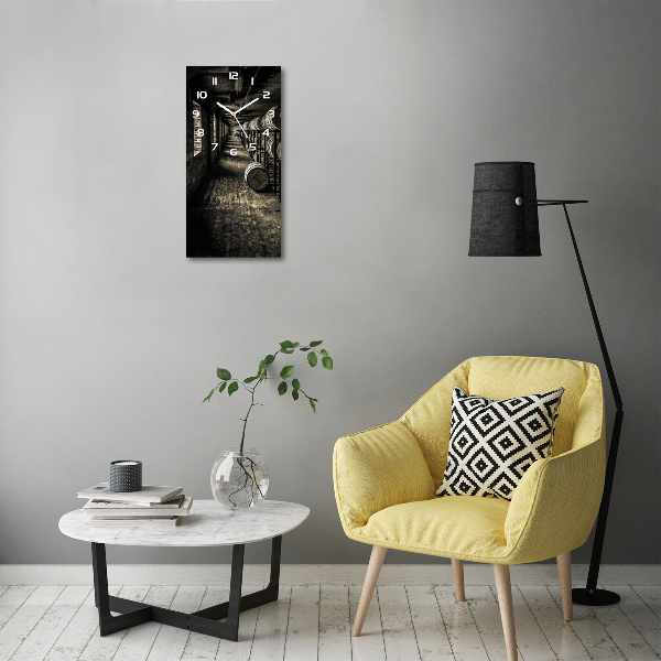 Orologio da parete verticale con motivo a botti di bourbon