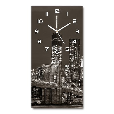 Orologio verticale con motivo ispirato a Manhattan, New York