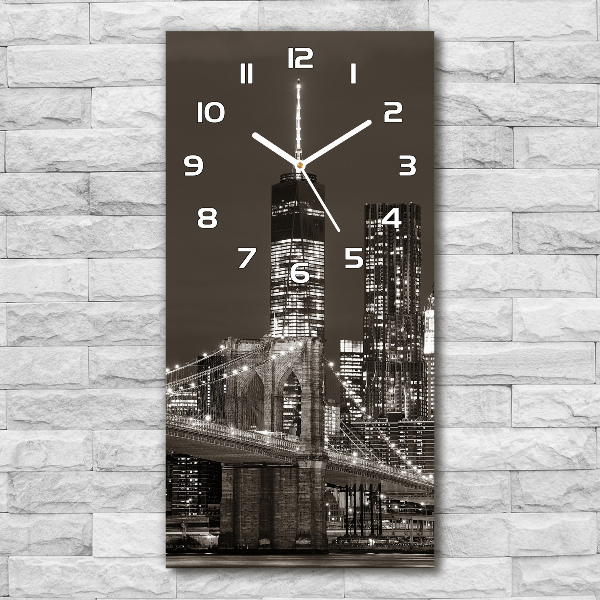 Orologio verticale con motivo ispirato a Manhattan, New York