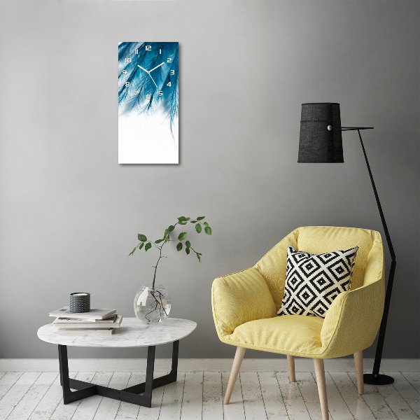 Orologio verticale con decorazione di piume blu