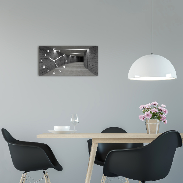 Orologio rettangolare con design a tunnel in cemento