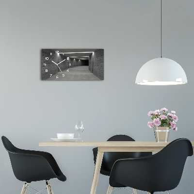 Orologio rettangolare con design a tunnel in cemento