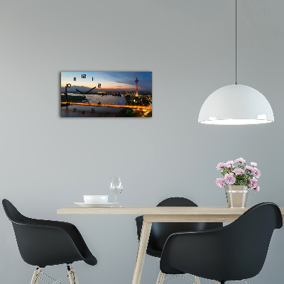 Orologio rettangolare con motivi ispirati a Düsseldorf, Germania