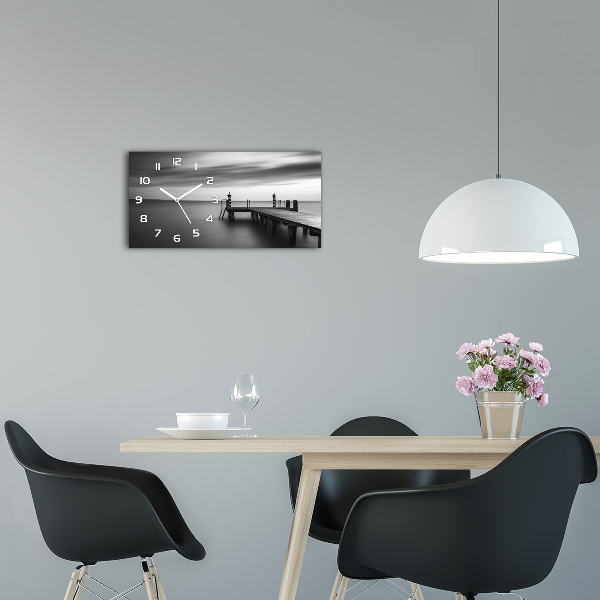 Orologio orizzontale con quadrante raffigurante il molo sul lago