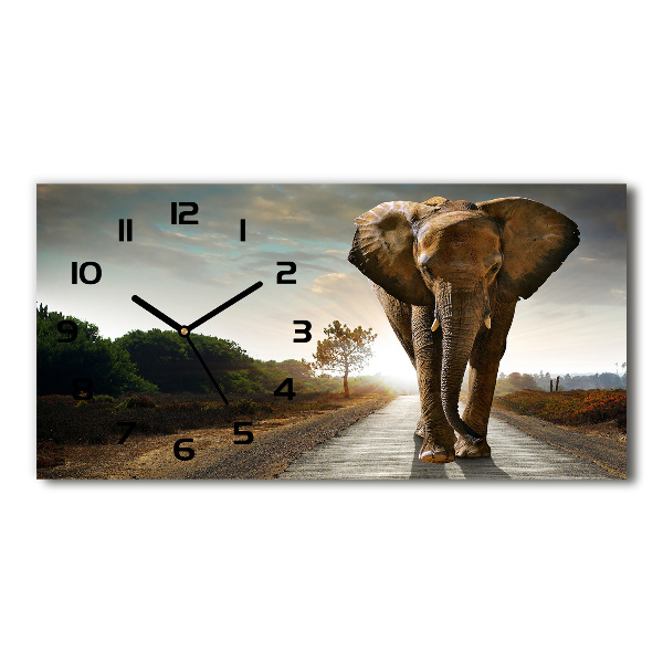 Orologio rettangolare con movimento preciso e design ispirato a un elefante
